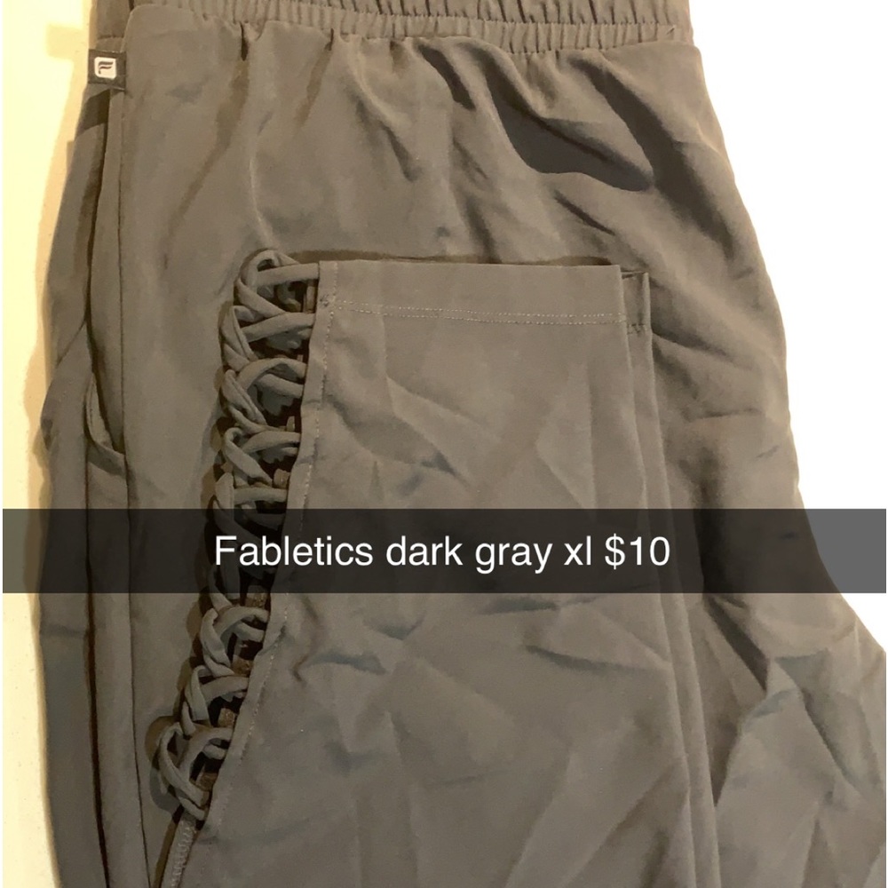 Fabletics capris